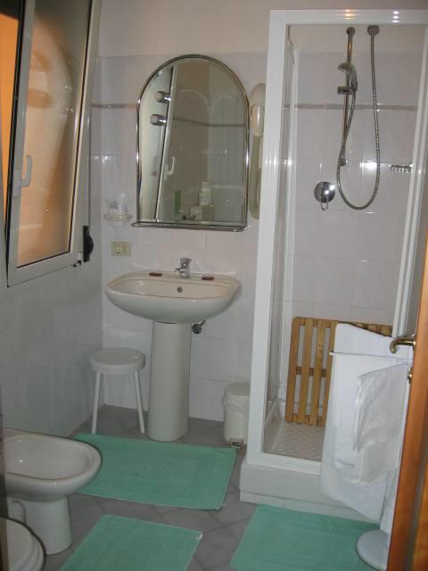 פיאנורו Albergo Elena מראה חיצוני תמונה